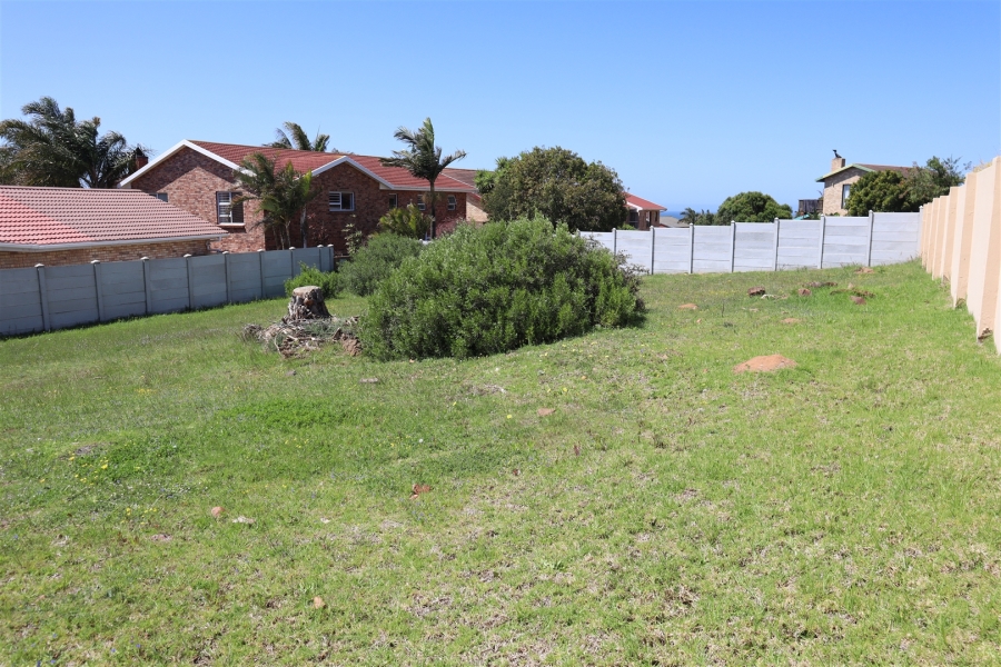 0 Bedroom Property for Sale in Wavecrest Eastern Cape